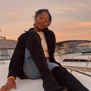 Meet your Posher, Kela